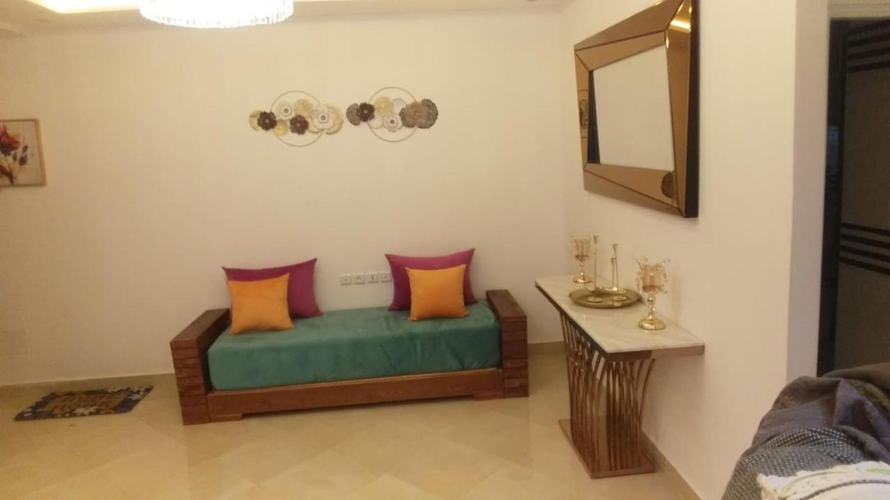 Appartement Nour Udžda Exteriér fotografie